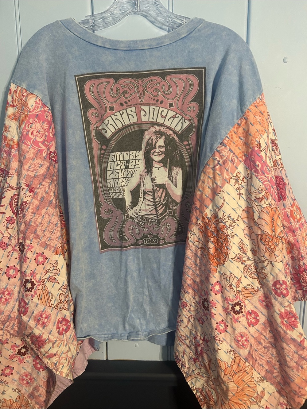 Vintage-Inspired Boho Patchwork Sweatshirt - Blue & Pink